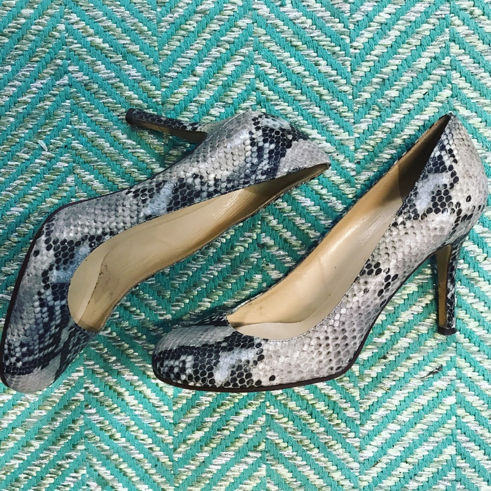 Kate Spade Gray Snake 4” Heels Size 10